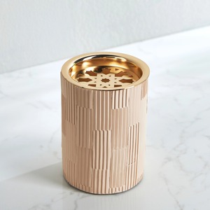 Quemador de incienso de Metal de lujo Premium recién llegado hogar decorativo Primavera Verano Otoño Invierno centro de mesa hecho a mano duradero Eid - Product Image 2