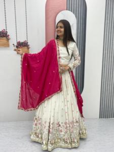 Vente en gros de haute qualité Heavy Art Silk Lehenga Choli Motifs de fête brodés pour les fêtes Vêtements indiens et pakistanais - Product Image 6