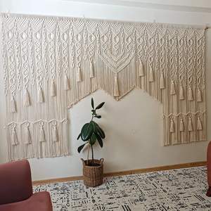Grande toile de fond de mariage en macramé bohème chic, décoration murale bohème chic pour mariages et événements - Product Image 1