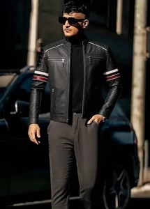 Veste de motard coupe ajustée en cuir de vachette noir avec manches rayées pour hommes - Product Image 5