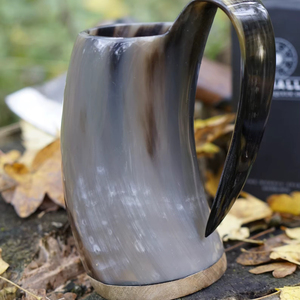 Mug en corne de buffle authentique et écologique, fait à la main, de qualité alimentaire, style médiéval, religieux, Feng Shui, mug à bière animal - Product Image 1
