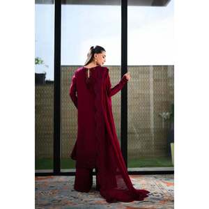Conjunto ZAIB de 3 Piezas: Camisa de Chifón con Bordado Chikan, Dupatta de Tela Khaddi con Bordado y Pantalones - BIC-4896 - Product Image 6