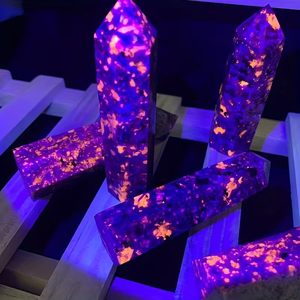 หินโยเปอร์ไลต์ธรรมชาติ ปลายแหลม คริสตัลเรืองแสงต่อแสง UV รูปทรงหอคอย แท่งหินเปล่งแสงสีส้ม สำหรับบำบัดและตกแต่งบ้าน - Product Image 5