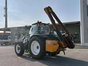 รถแทรกเตอร์ฟาร์ม Arbos P5130 ขับเคลื่อน 4 ล้อ เครื่องยนต์ Deutz พร้อมปั๊ม 140 แรงม้า ทนทานและพร้อมจัดส่ง - Product Image 6