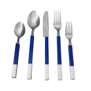 Lot de 4 couverts Hot Sponsor Vente à chaud en acier inoxydable et poignée en résine ensemble de couverts en acier inoxydable - Product Image 6