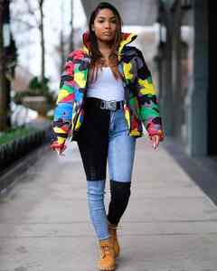 Wholesale Outdoor New Design <b>Ladies</b> <b>Winter</b> Puffer Jacket For Women / Affordable Price Women Crop Puffer Jackets - Product Image 5