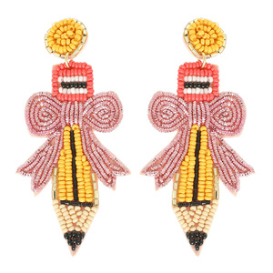 Pendientes llamativos con 100% cuentas de vidrio y bordado detallado diseñados para combinar con trajes festivos con estilo multicolor - Product Image 3