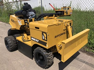 Broyeur de souches Rayco RG37 Super Jr, processeur de bois de chauffage, fendeuse de bois, broyeur de branches, machine diesel, garantie numérique 1 an, pompe - Product Image 3