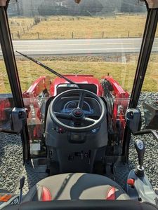 Tractor Agrícola Mahindra 1635 HST 4WD 2025 - Product Image 2