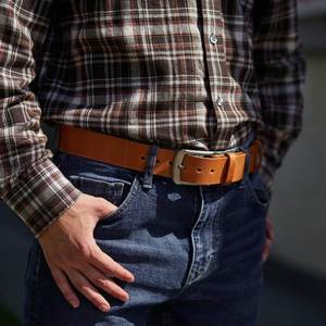 เข็มขัดหนังแท้ฟูลเกรนสำหรับผู้ชาย สีน้ำตาลคลาสสิก เข็มขัดลำลอง ดีไซน์เรียบง่าย มีทุกขนาด คุณภาพพรีเมียม - Product Image 4