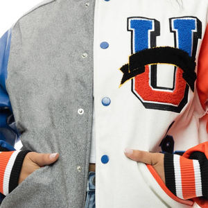 Blouson universitaire personnalisé pour homme, col montant, à capuche, design hiver, logo frontal, 100 % laine, chauffant - Product Image 5