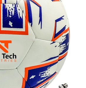Ballon d'entraînement de football de nouveau style à des fins d'entraînement avec un design personnalisé et un logo personnalisé par Next Tech Industries - Product Image 3