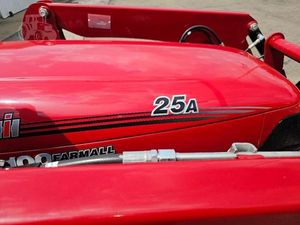 CASE IH FARMALL 25A Machine agricole compacte, équipement agricole durable - Product Image 6