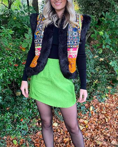 Chaquetas Banjara de Tela Tribal Bordadas a Mano con Detalles de Piel al Precio Más Bajo - Product Image 2