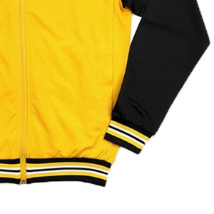 Top Custom Jogging & Fashion Wear Black & Gold Universidades y College Chándal - Product Image 5