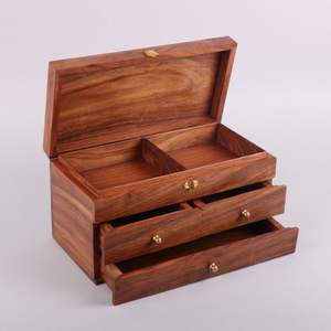 ลิ้นชักไม้และอลูมิเนียมขนาดเล็กพร้อมชุดเก็บของตกแต่งที่ตัดกันด้วยลิ้นชักสีเงินและทองแดงสีทอง - Product Image 5