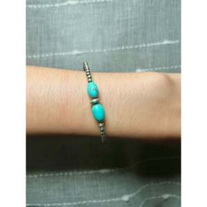Pulsera Hecha a Mano por los Navajo con Turquesa Kingman y Plata de Ley, Joyería Cultural Coleccionable - Product Image 4