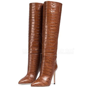 Bottes à la mode longues et élégantes pour femmes avec fermeture à glissière en cuir durable confortable et élégant - Product Image 1