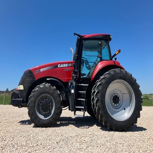 Acheter Case IH Magnum 250 Tracteur puissant Livraison rapide Performances fiables pour toutes les exploitations agricoles - Product Image 1