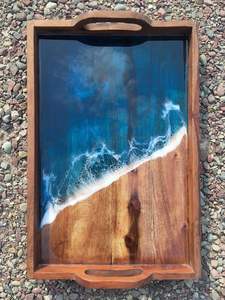 Plateau de service moderne rond en bois et résine époxy avec bords naturels Poignée décorative pour la maison, hôtel, organisateur de petit-déjeuner à longue surface - Product Image 2