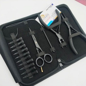 Kit de Herramientas para Extensiones de Cabello con Pinzas de 2 Orificios en Negro Mate, con Fuerte Sujeción, Tijeras de Acero Inoxidable, Lazos con Agujas y Clips - Product Image 3