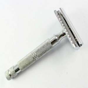 Maquinilla de Afeitar de Seguridad Tradicional de Doble Filo de Acero Inoxidable que Ofrece un Afeitado Suave y Delicado en Todo Momento, Calidad de Barbero - Product Image 2