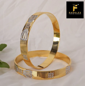 Brazaletes artísticos de latón para mujer Joyería artesanal única Brazaletes chapados en oro con detalles intrincados a precio de fábrica - Product Image 3