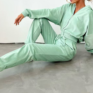 Precio barato, conjunto deportivo de primavera personalizado para mujer, Sudadera con capucha cortada con cremallera en blanco, en la cintura con cordón Pantalones deportivos, conjunto de 2 piezas para mujer - Product Image 6