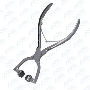 Pince à axe d'objectif Pince à lunettes en acier inoxydable Pince optique professionnelle de haute qualité par Apto Enterprises - Product Image 5