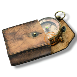 Brújula de bolsillo de latón con estuche de cuero Estilo antiguo Camping Senderismo Brújula - Product Image 2