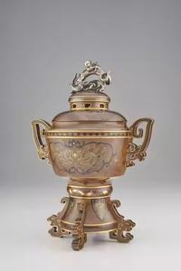 Porte-brûleur d'encens en métal de conception de haute qualité avec couleur unique bon brûleur d'encens de diffuseur d'arôme de parfum impressionnant - Product Image 2