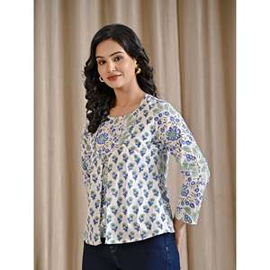 Top de punto verde de algodón estampado a mano para mujer - Product Image 4