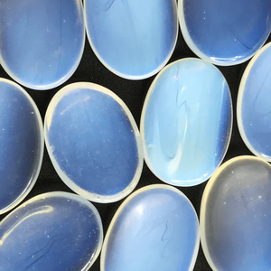 Feng Shui & Fairy Style Pulido Crystal Thumb Opalite Piedra preciosa curativa para Palm Worry Crystal Worry Stone - Product Image 6