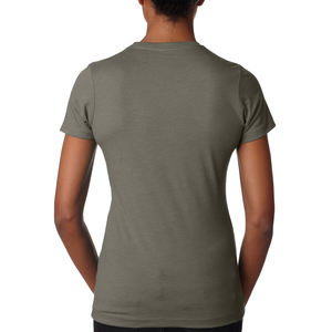 Camiseta Softstyle para mujer, camiseta DryBlend, estilo ajustado, manga corta, cuello redondo, Bella Canvas, ropa personalizada, camiseta de Jersey fino - Product Image 3