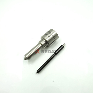 REDAT JLLA155P753 Buse d'injection de carburant diesel de qualité italienne adaptée pour Denso JLLA155P753 095000-0570 pour Toyota - Product Image 1