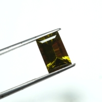 Pierre précieuse synthétique Tanzanite à changement de couleur, taille émeraude, facettée, pierre en vrac