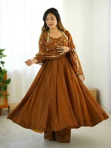 Nuevo Traje de Fiesta Pishwas para Mujer con Bordado, Trajes Anarkali de Fiesta Indios y Pakistaníes de Sterling Creation - Product Image 6
