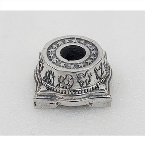 Porte-bougie mobile en argent au design moderne, finition nickelée, qualité supérieure, métal, décorations pour fêtes et événements - Product Image 1