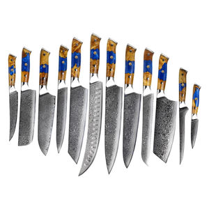 Cuchillo de Cocina Profesional Kiritsuke de 8 Pulgadas con Hoja de Acero de Damasco, Acabado Artesanal y Mango de Madera Estabilizada con Resina - Product Image 2