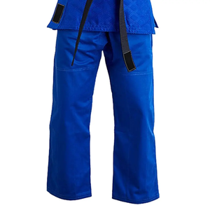 Vente en gros de vêtements d'arts martiaux bon marché Offre Spéciale avec logo personnalisé costume de karaté karaté - Product Image 4