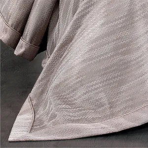 Ensemble de couvre-lit Guzide ALINA 100% chenille luxueux tissé, taille King, 4 pièces, motif uni, provenant de Turquie - Product Image 5