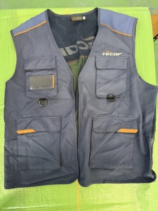 Vêtements usagés (vêtements) : Gilet de pêche - Product Image 1