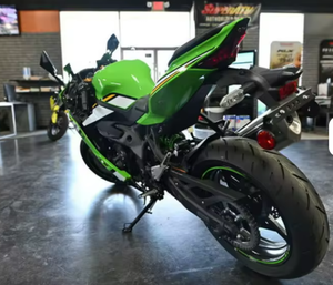 SuperSport Performance 2025 - 2026 ZX-4RR ABS Edición KRT - Product Image 3