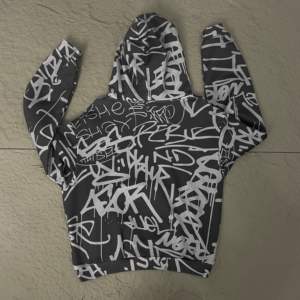 Sweat à capuche d'hiver personnalisé 100% coton 500 GSM pour homme, imprimé intégral avec strass, lourd, surdimensionné, streetwear - Product Image 2