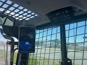 C362 Cargadora de dirección deslizante de pista diésel Marca ASV Original Buen estado Versátil Tractor de troncos sobre orugas Cargador frontal Alto funcionamiento - Product Image 4