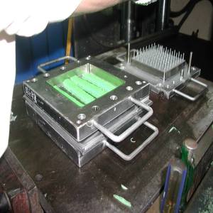 แม่พิมพ์ปลั๊กซิลิโคนแบบมืออาชีพแม่พิมพ์ฉีดปลั๊กอุดหูซิลิโคน - Product Image 3