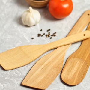 Ensemble de couverts indiens faits à la main en bois de teck sculpté à la main, cuillère en bois de teck, acier miroir - Product Image 1