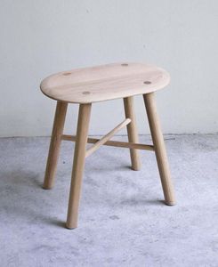 Tabouret en bois pliant léger créé pour les pique-niques en plein air, les voyages en camping, les jardins et les petits besoins de sièges portables - Product Image 2