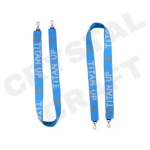 Star Titan UP Sangles de sac personnalisées en or blanc avec perles de rocaille 'Hook Em Horns' Accessoire à la mode Sangle de sac à main perlée - Product Image 1