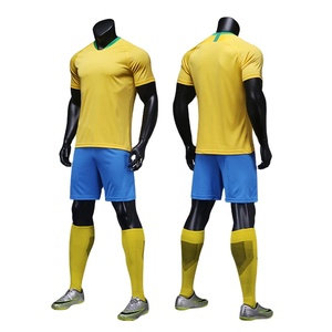 Ropa de equipo personalizada de poliéster 100% con logotipo, proveedor de uniformes de fútbol en Pakistán, novedad, uniformes de fútbol más vendidos - Product Image 1